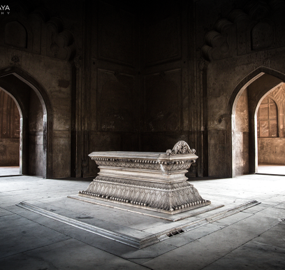 Tomb1 copie